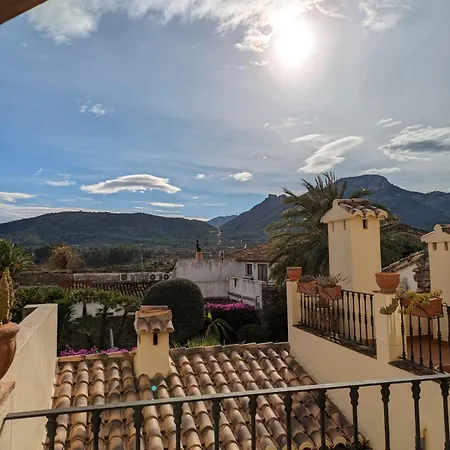 Casa Rosa Privat bolig Alcalalí